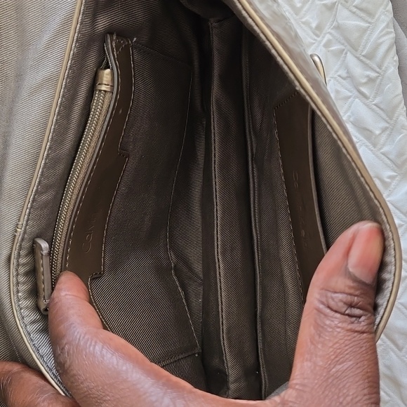 Calvin Klein Gold Baguette Bag with Flap Closure - Picture 7 of 15